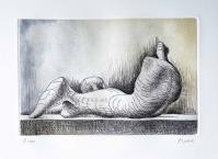 Henry MOORE, Reclining Figure - Right